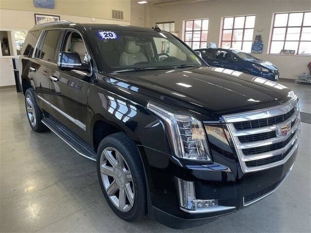 Used 2020 Cadillac Escalade Luxury AWD/4WD image 2