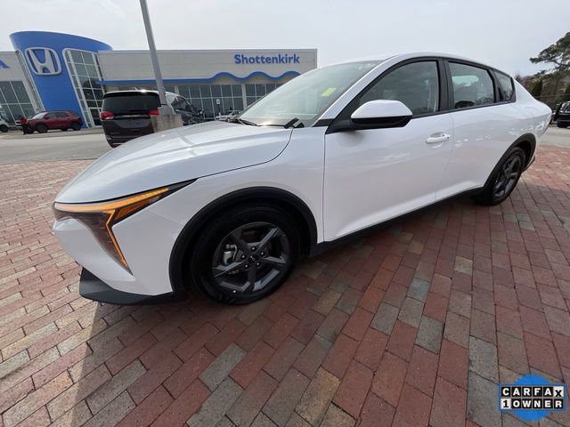 Used 2025 Kia K4 LXS image 29