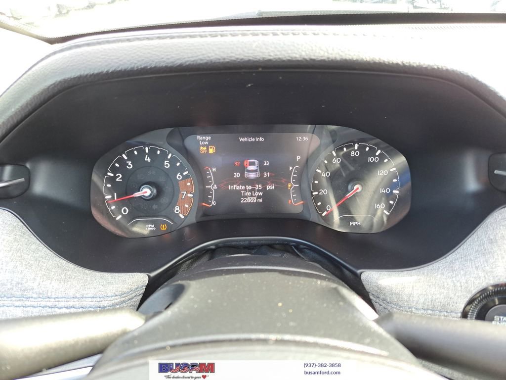 Used 2023 Jeep Compass Latitude image 15