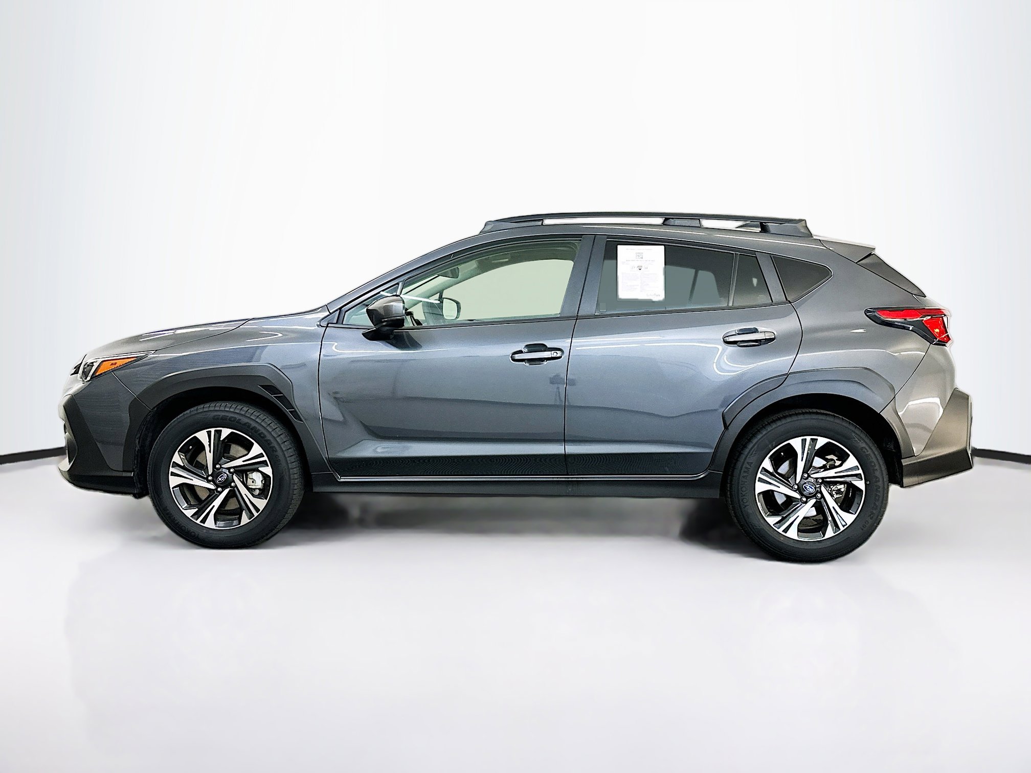 Used 2024 Subaru Crosstrek 2.0i Premium image 4