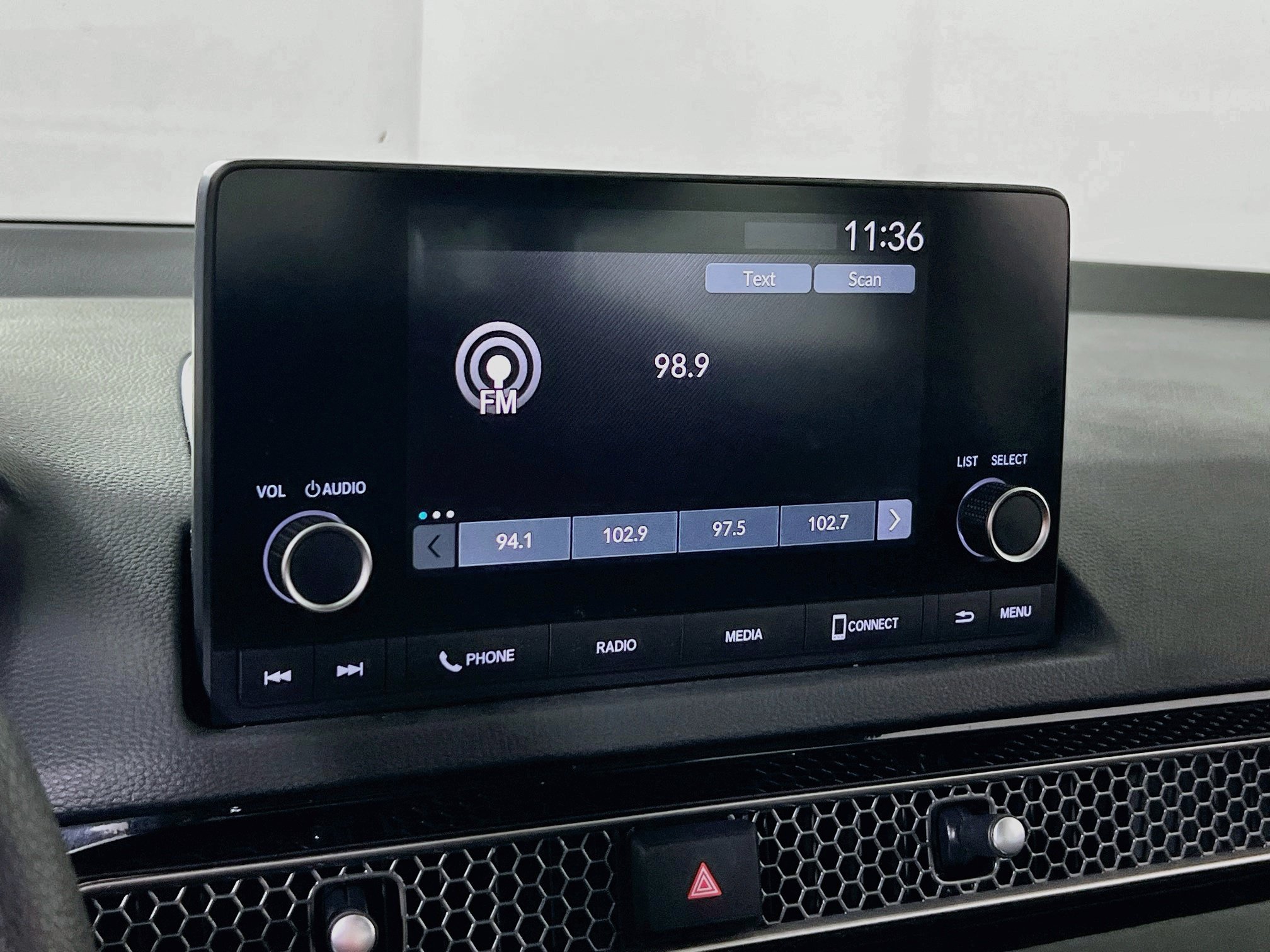 Used 2023 Honda Civic LX image 14