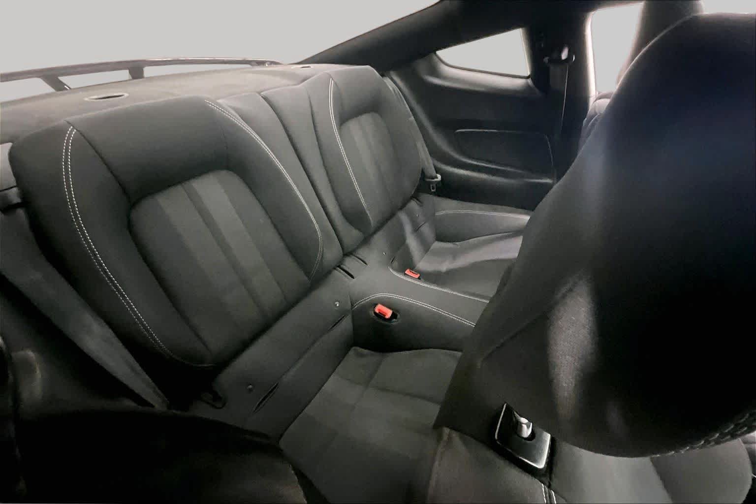 Used 2019 Ford Mustang GT w/ GT Performance Package RWD image 19