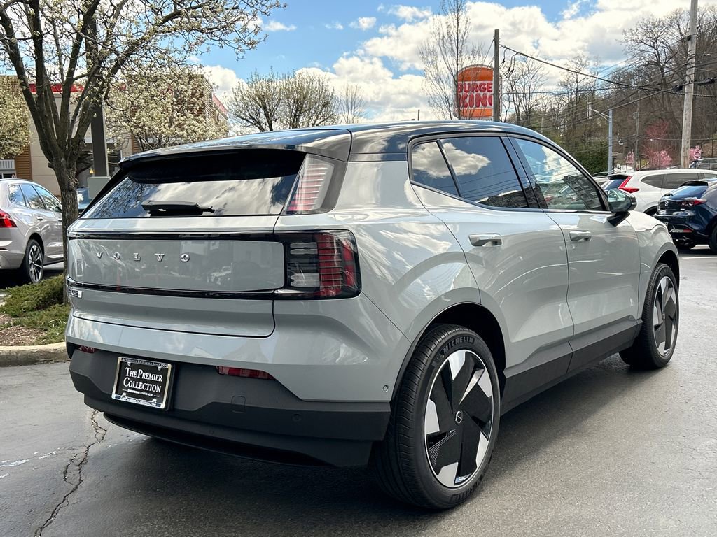 New 2026 Volvo EX30 Ultra w/ Climate Package image 2