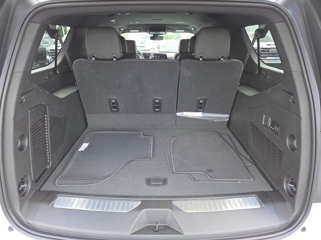 New 2026 Chevrolet Suburban RST w/ Comfort Package AWD/4WD image 28