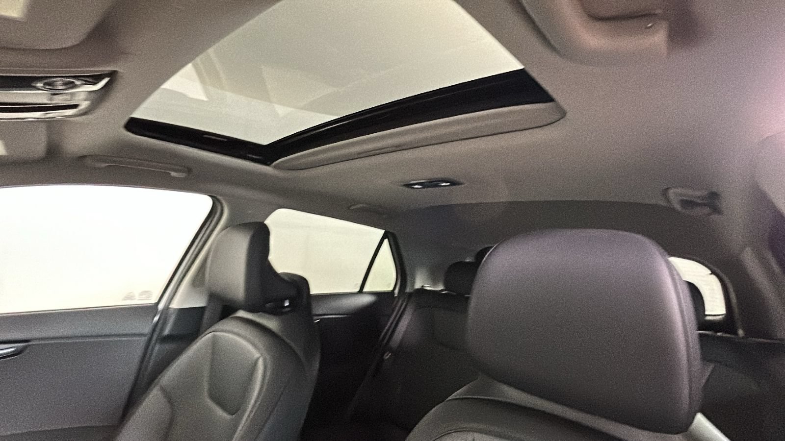 Used 2024 Kia Niro Wave w/ Wave Preserve Package FWD image 14