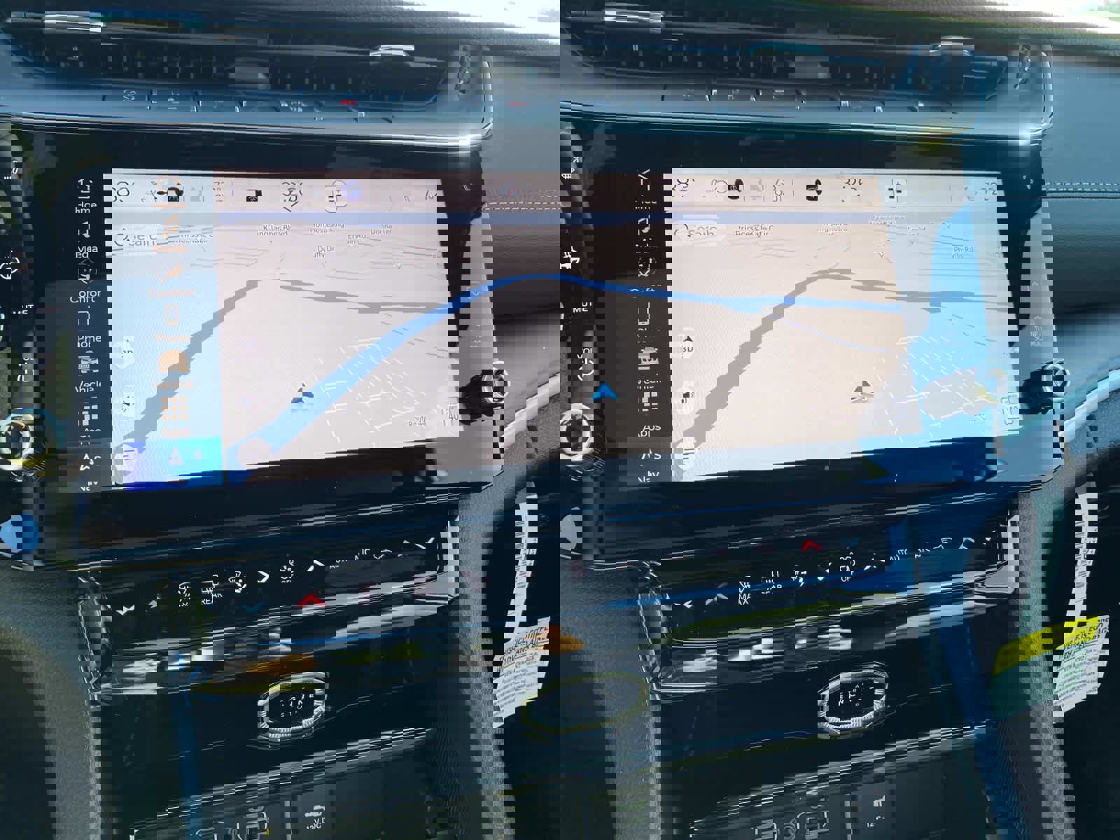 New 2026 Jeep Grand Cherokee Altitude image 11