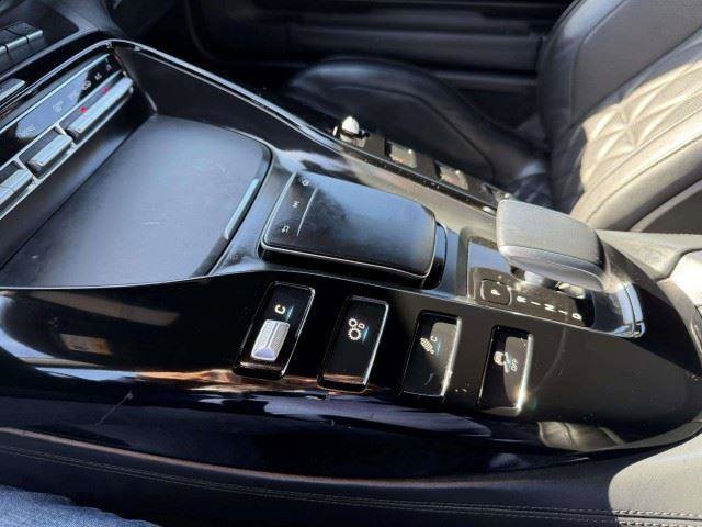 Used 2021 Mercedes-Benz AMG GT Roadster image 35