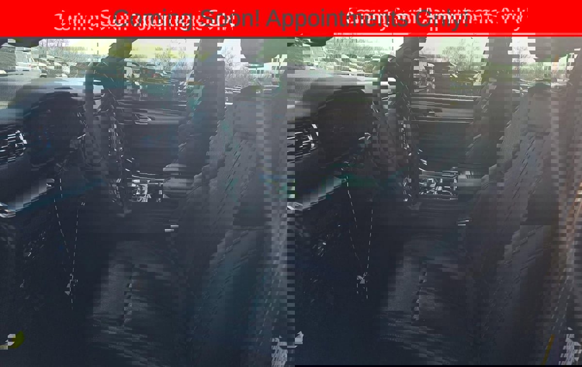 Used 2023 Jeep Wagoneer Series II AWD/4WD image 6