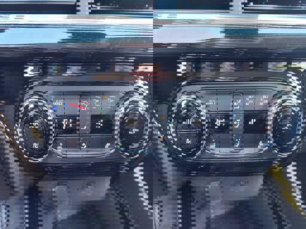 New 2026 Chevrolet Trax ACTIV w/ Sunroof Package image 13