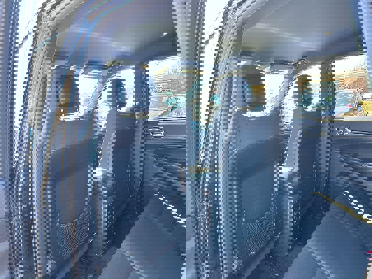 Used 2018 Jeep Grand Cherokee Laredo image 23