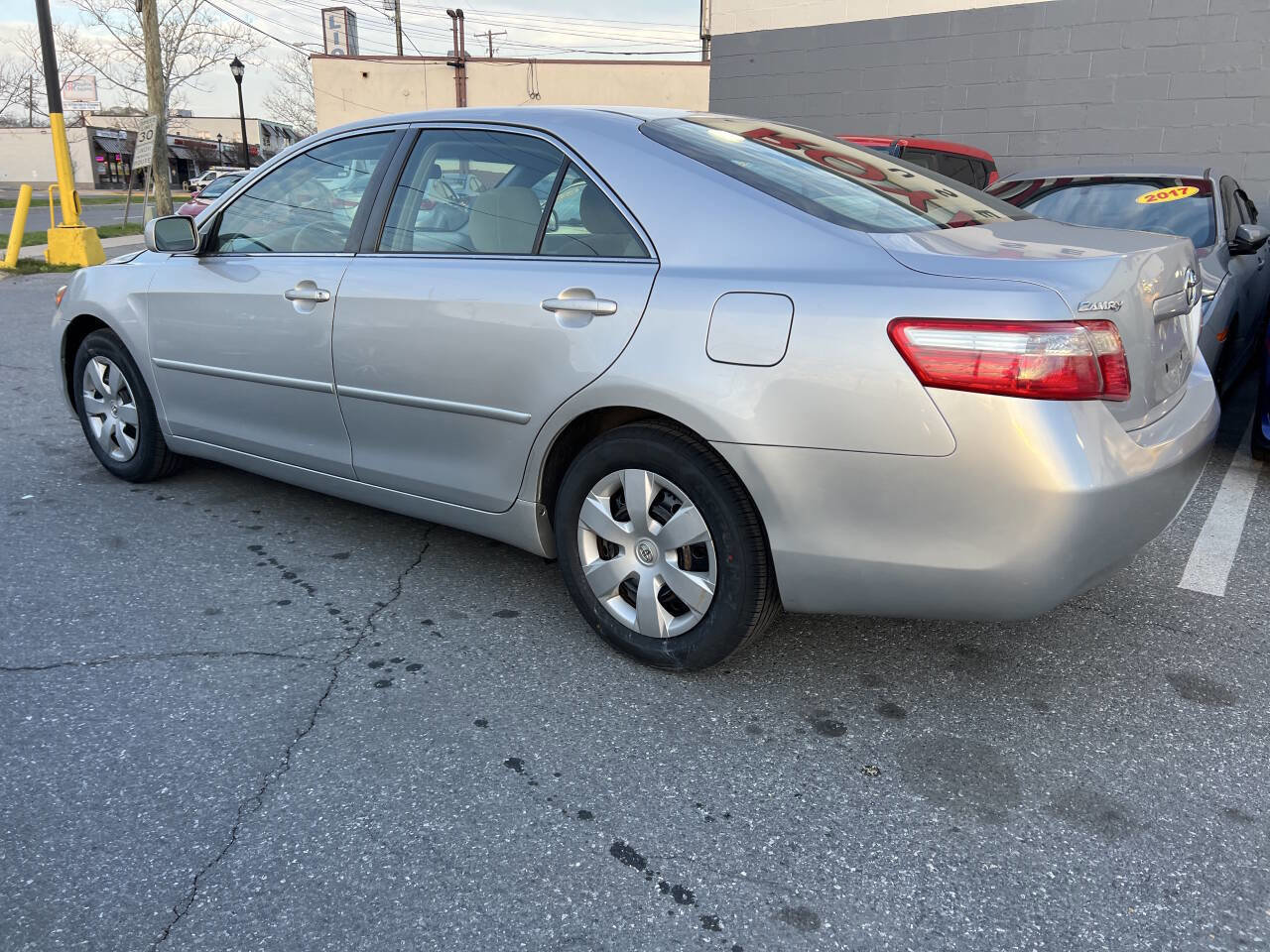 Used 2009 Toyota Camry LE image 6