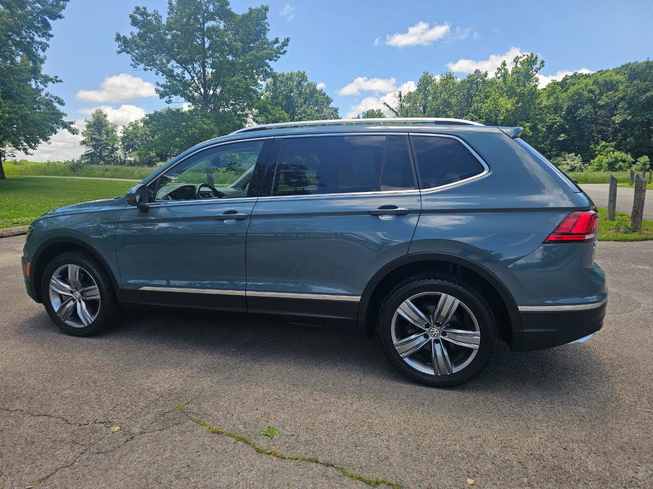 Used 2019 Volkswagen Tiguan S AWD/4WD image 8