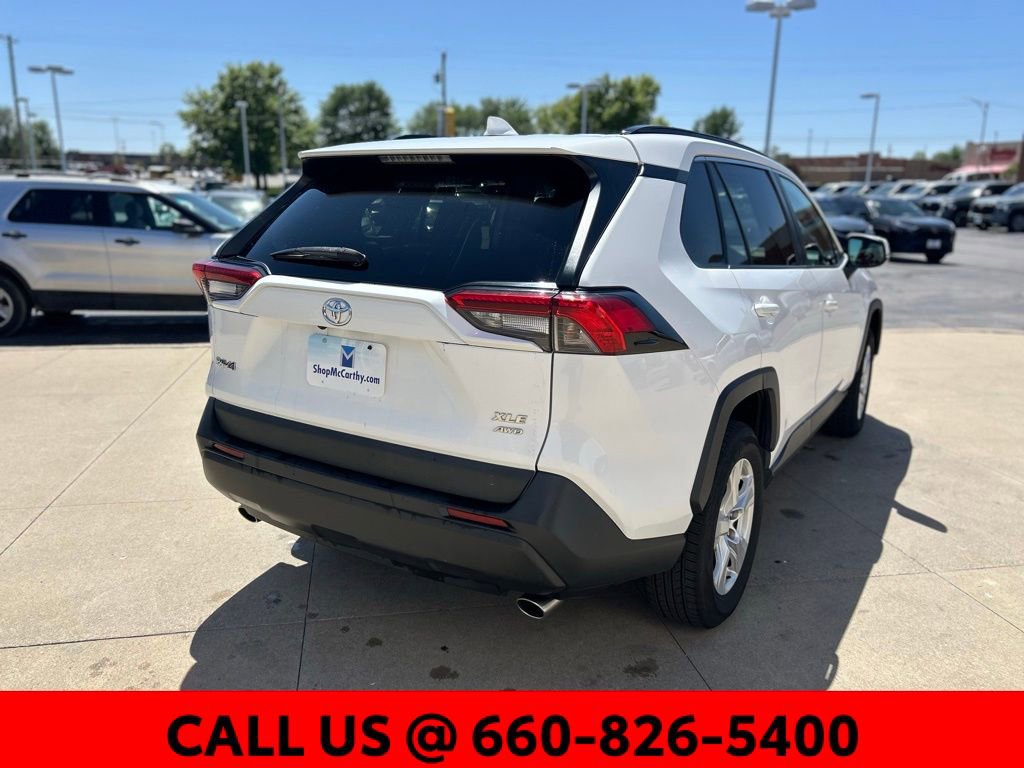 Used 2021 Toyota RAV4 XLE w/ Carpet Mat Package (TMS) AWD/4WD image 10