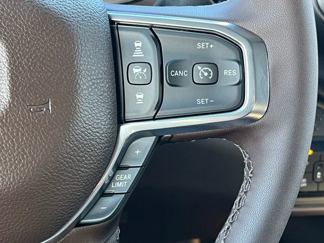 Used 2025 RAM 3500 Laramie image 34