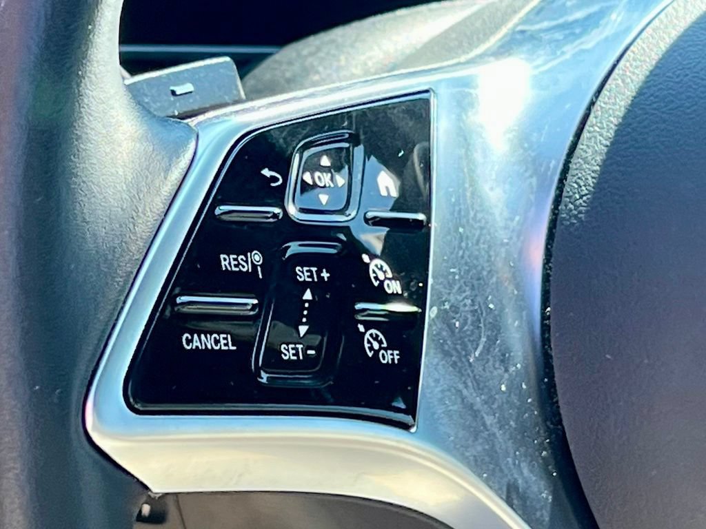 Certified 2023 Mercedes-Benz C 300 4MATIC Sedan image 38