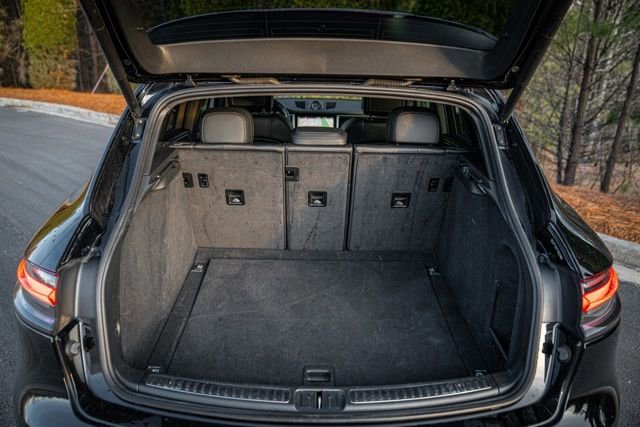 Used 2023 Porsche Macan Turbo image 20