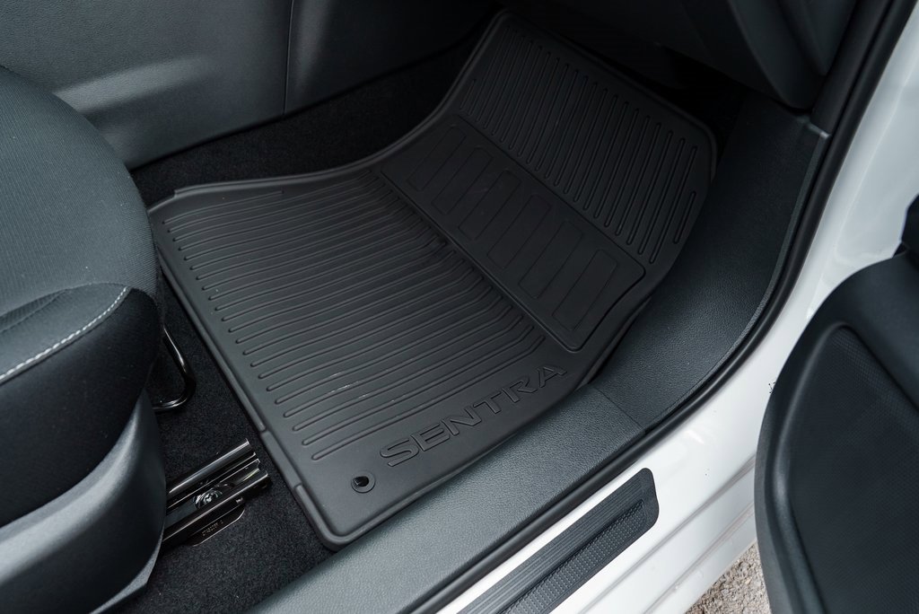 New 2025 Nissan Sentra SV w/ Trunk Package image 27