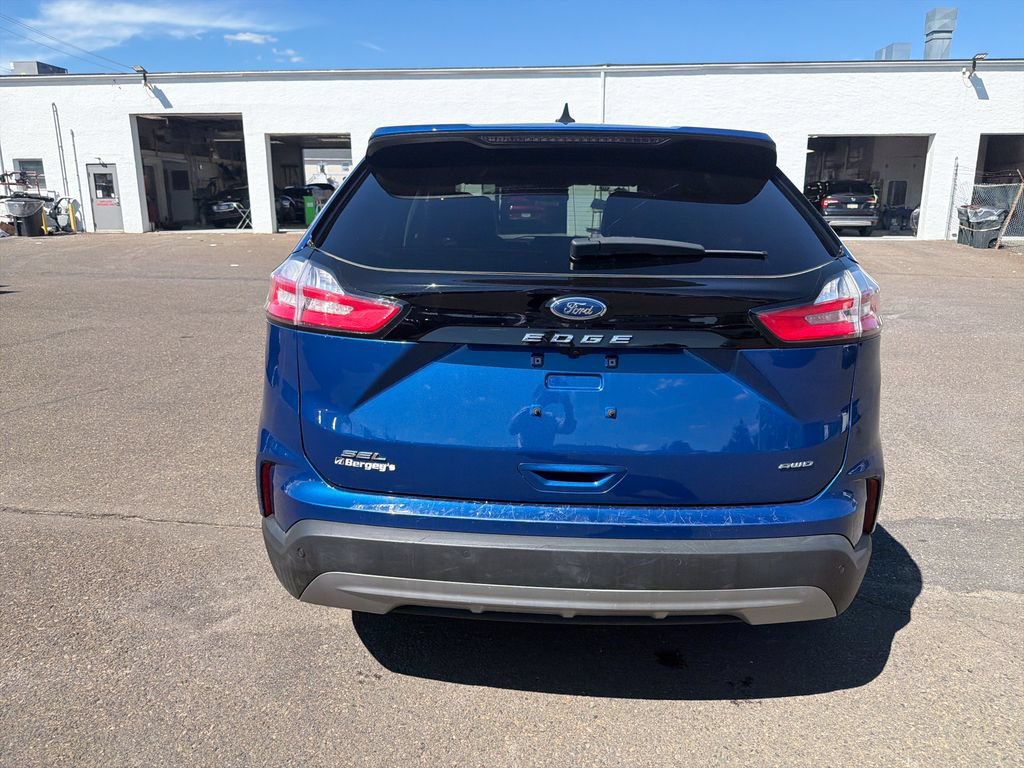 Used 2023 Ford Edge SEL w/ Convenience Package AWD/4WD image 4