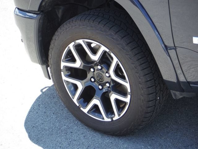 Used 2026 RAM 1500 Laramie w/ Laramie Preferred Package AWD/4WD image 7