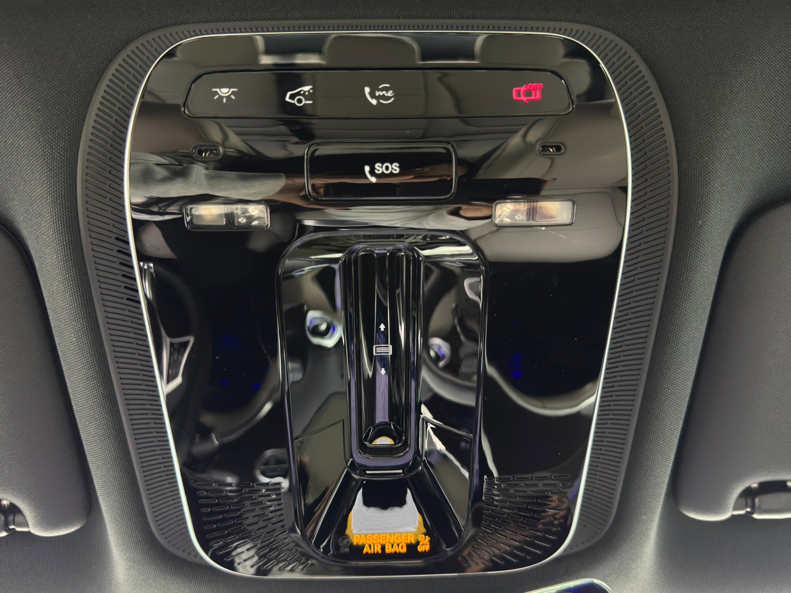 Used 2022 Mercedes-Benz C 300 Sedan w/ Exclusive Trim Package image 39