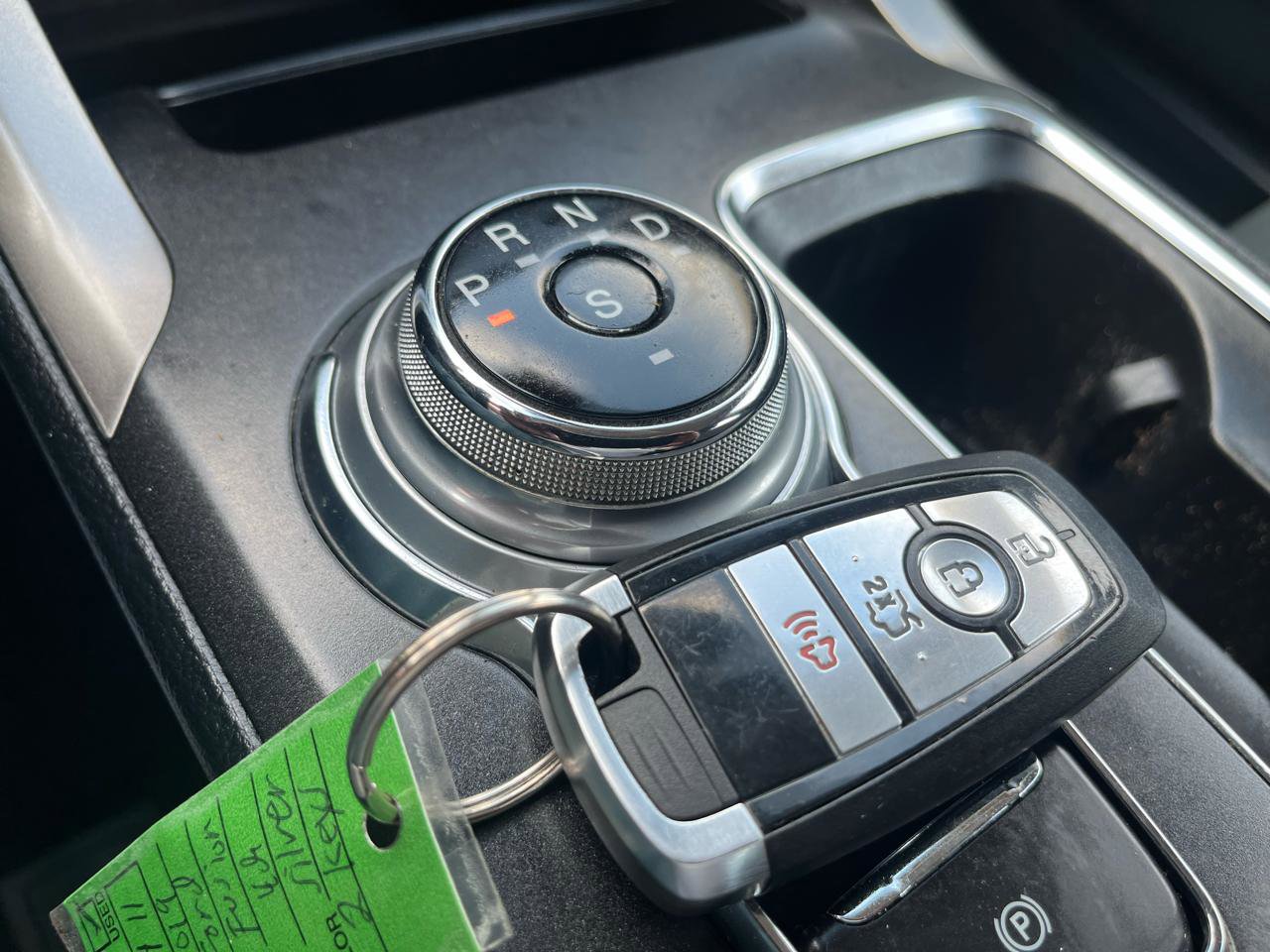 Used 2019 Ford Fusion SE image 20