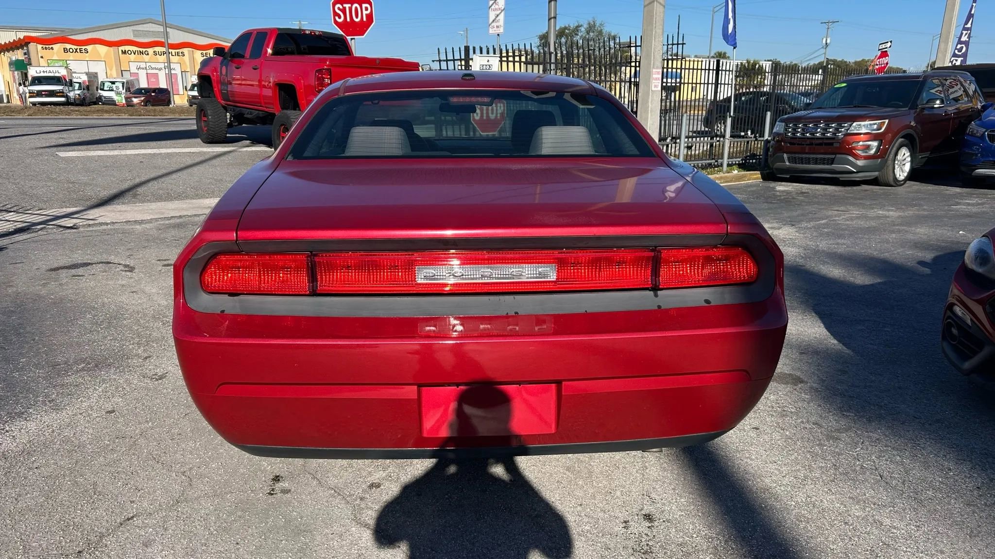 Used 2010 Dodge Challenger SE RWD image 7