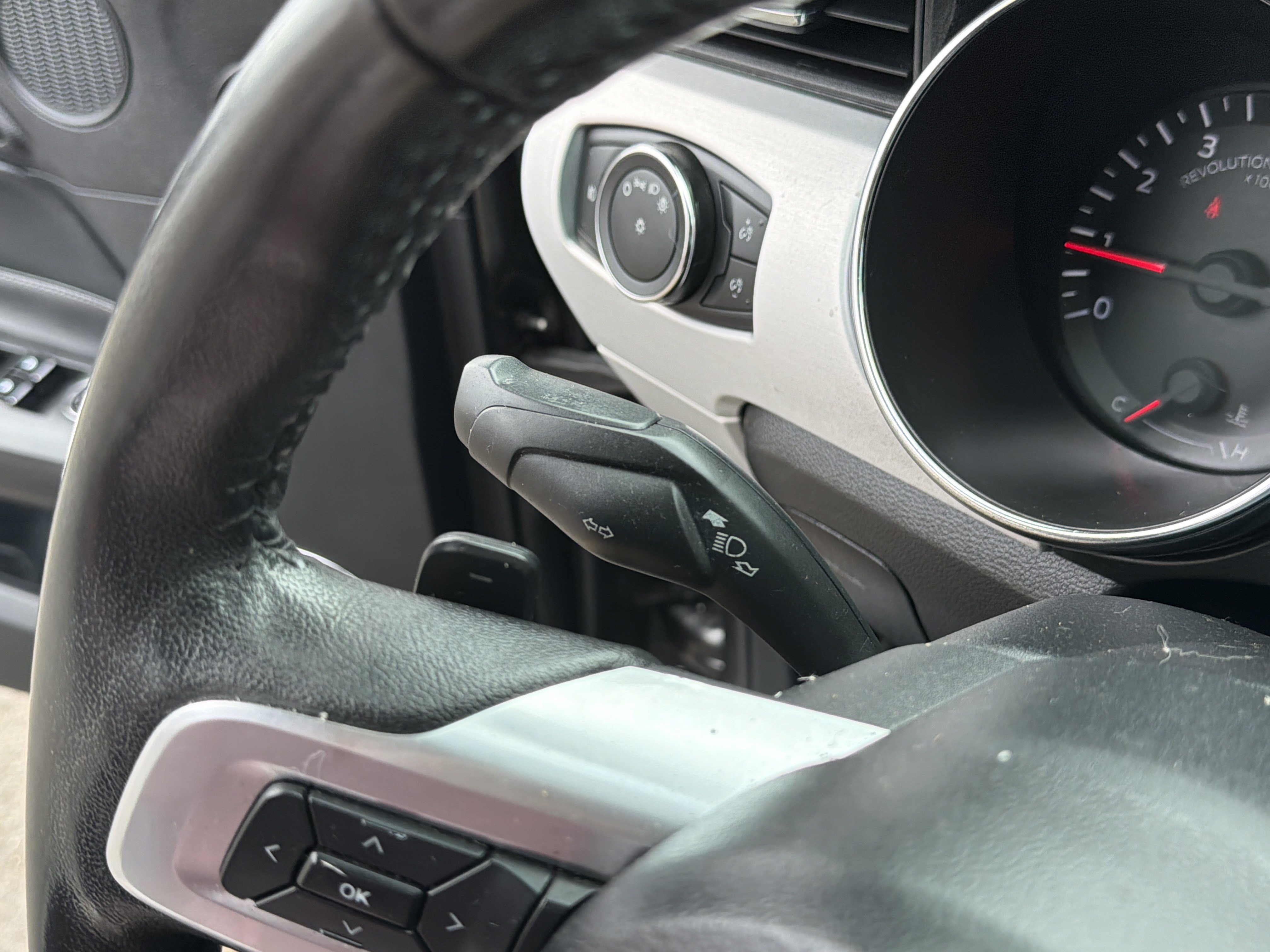 Used 2016 Ford Mustang Premium RWD image 14