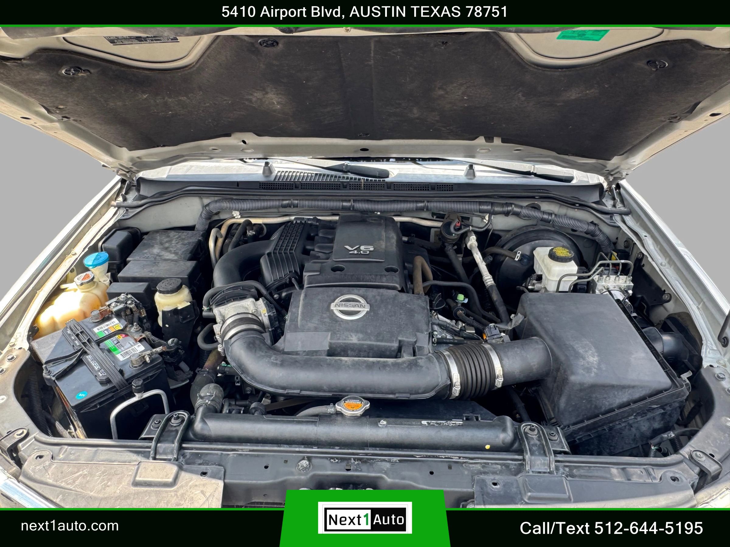 Used 2012 Nissan Pathfinder LE AWD/4WD image 36
