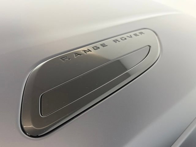New 2026 Land Rover Range Rover Velar Belgravia AWD/4WD image 35