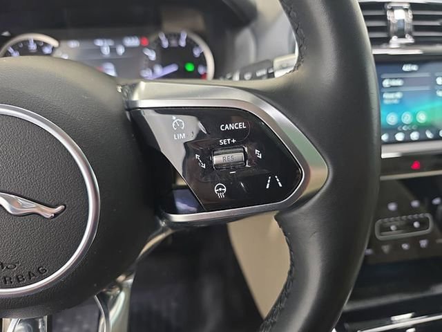 Used 2020 Jaguar XE S AWD/4WD image 18