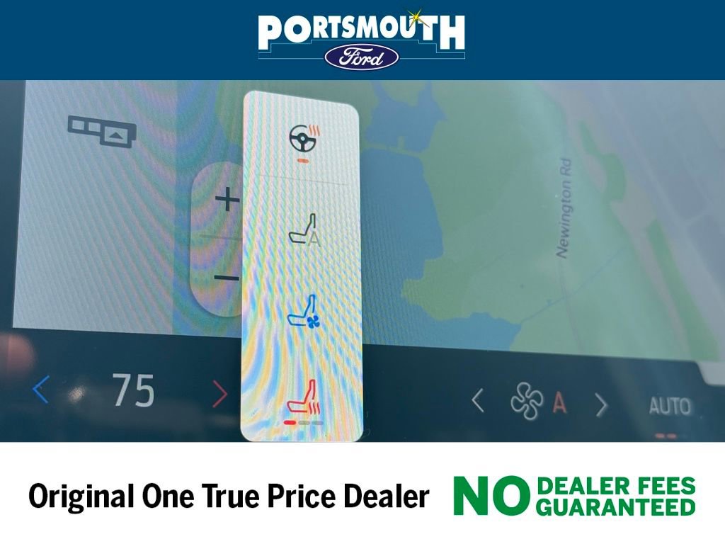 New 2025 Ford Expedition Max Platinum w/ Stealth Performance Package image 16