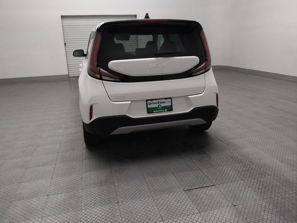 Used 2025 Kia Soul LX image 6