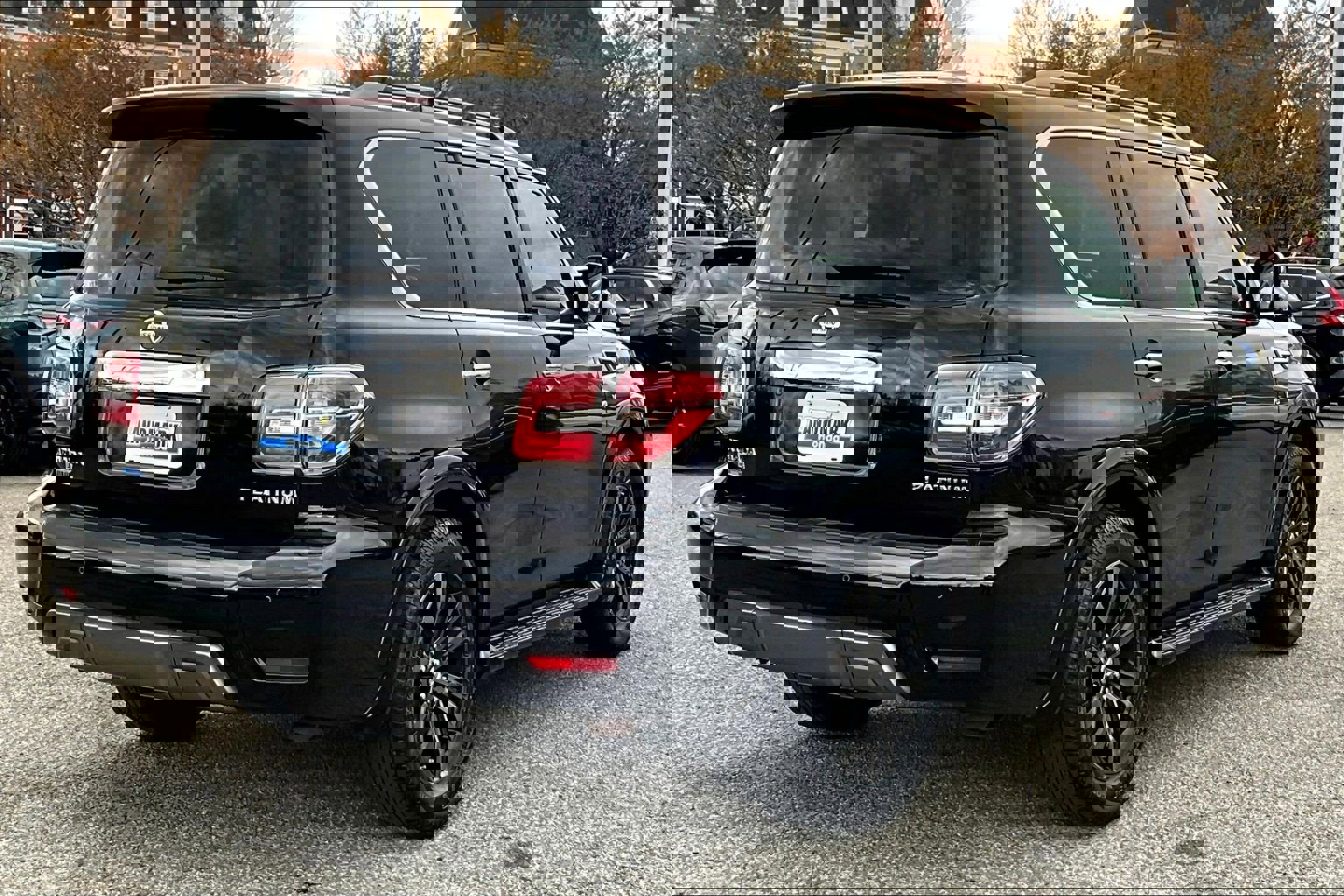 Used 2019 Nissan Armada Platinum image 2