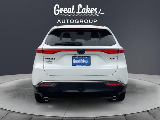 Used 2024 Toyota Venza Nightshade image 4