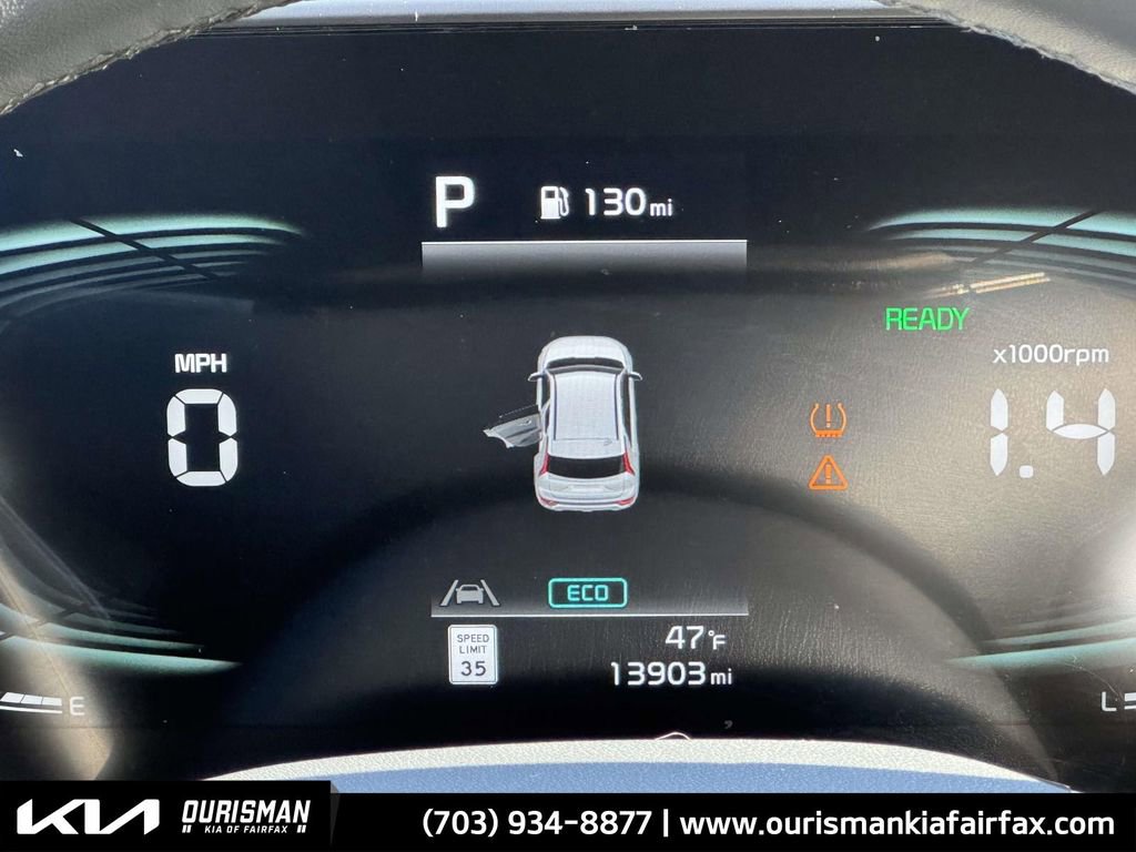 Used 2023 Kia Niro EX Touring image 14