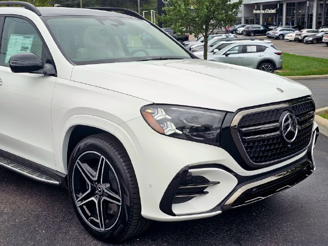 New 2027 Mercedes-Benz GLS 450 4MATIC image 2