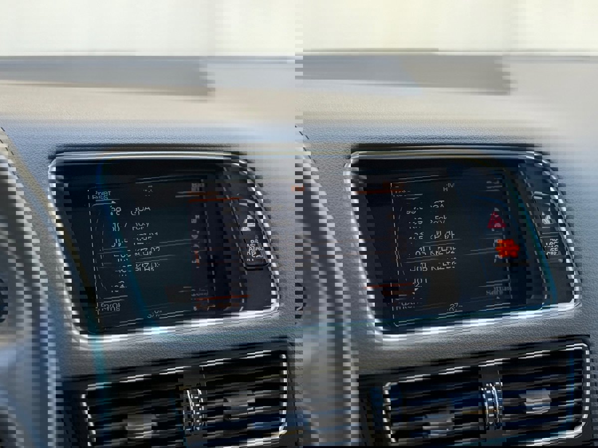 Used 2015 Audi Q5 TDI Premium Plus w/ Technology Package image 27