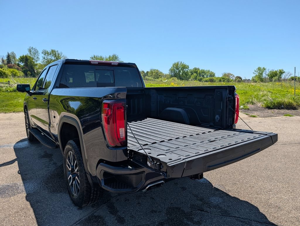 Used 2022 GMC Sierra 1500 AT4 w/ AT4 Preferred Package AWD/4WD image 18
