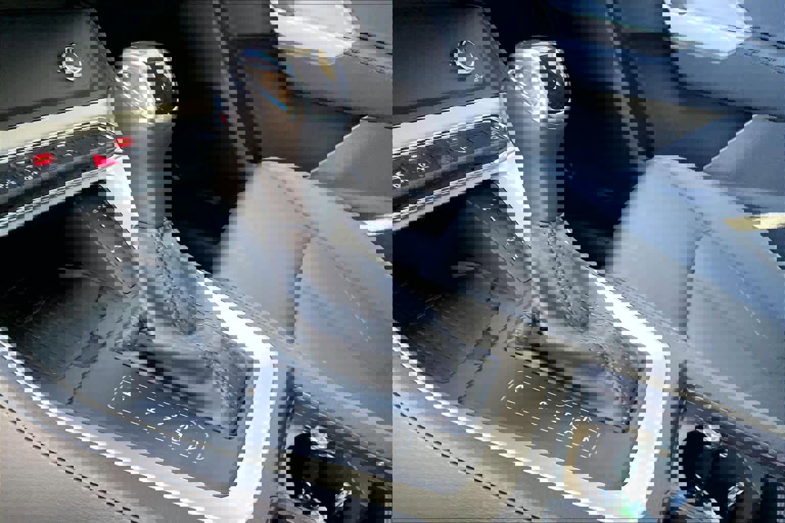 Certified 2025 Audi Q3 2.0T Premium w/ Convenience Package image 17