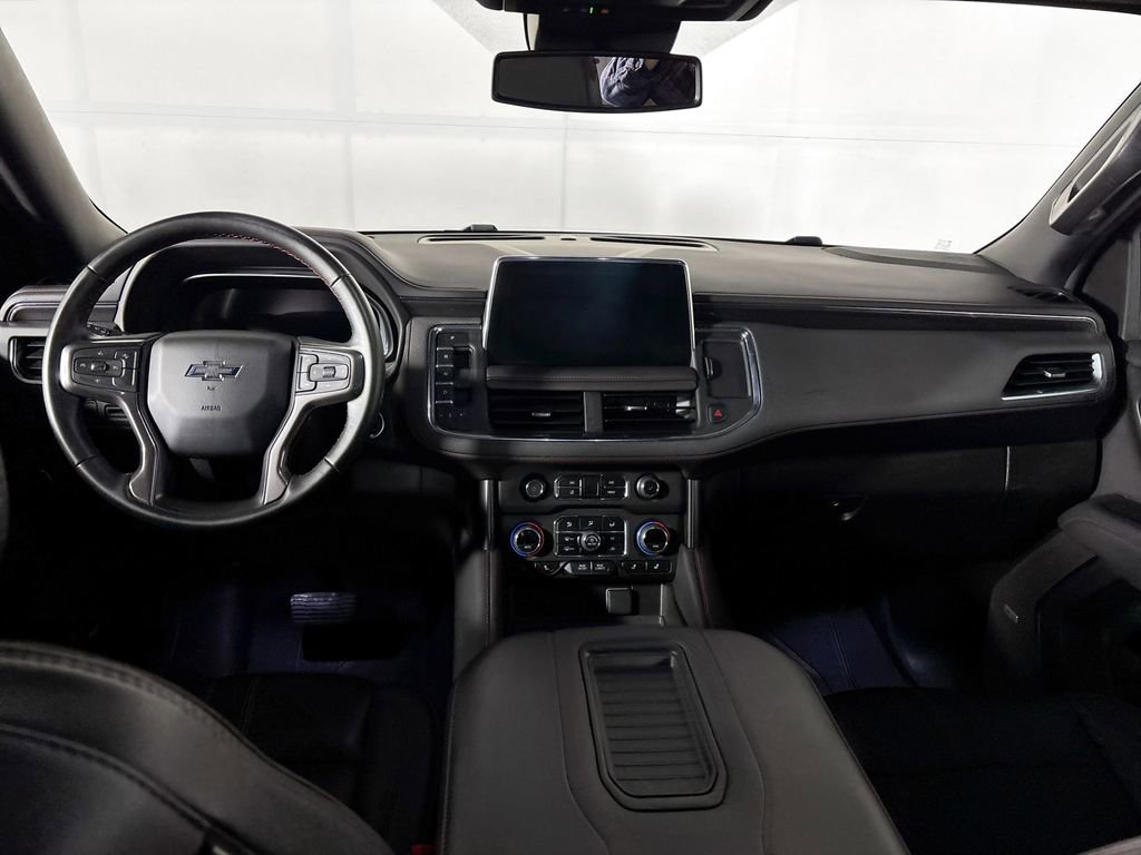 Used 2024 Chevrolet Suburban RST image 12