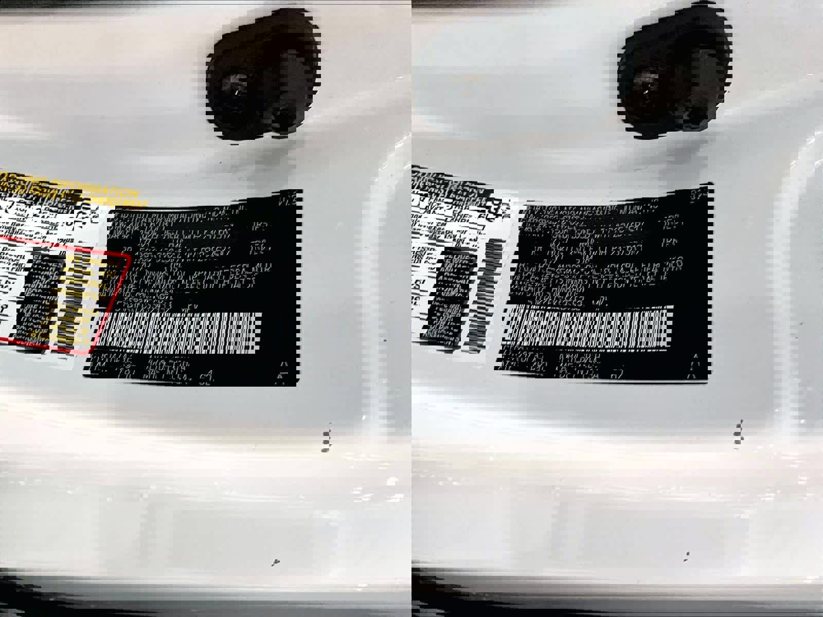 Used 2025 Toyota Sienna LE image 36