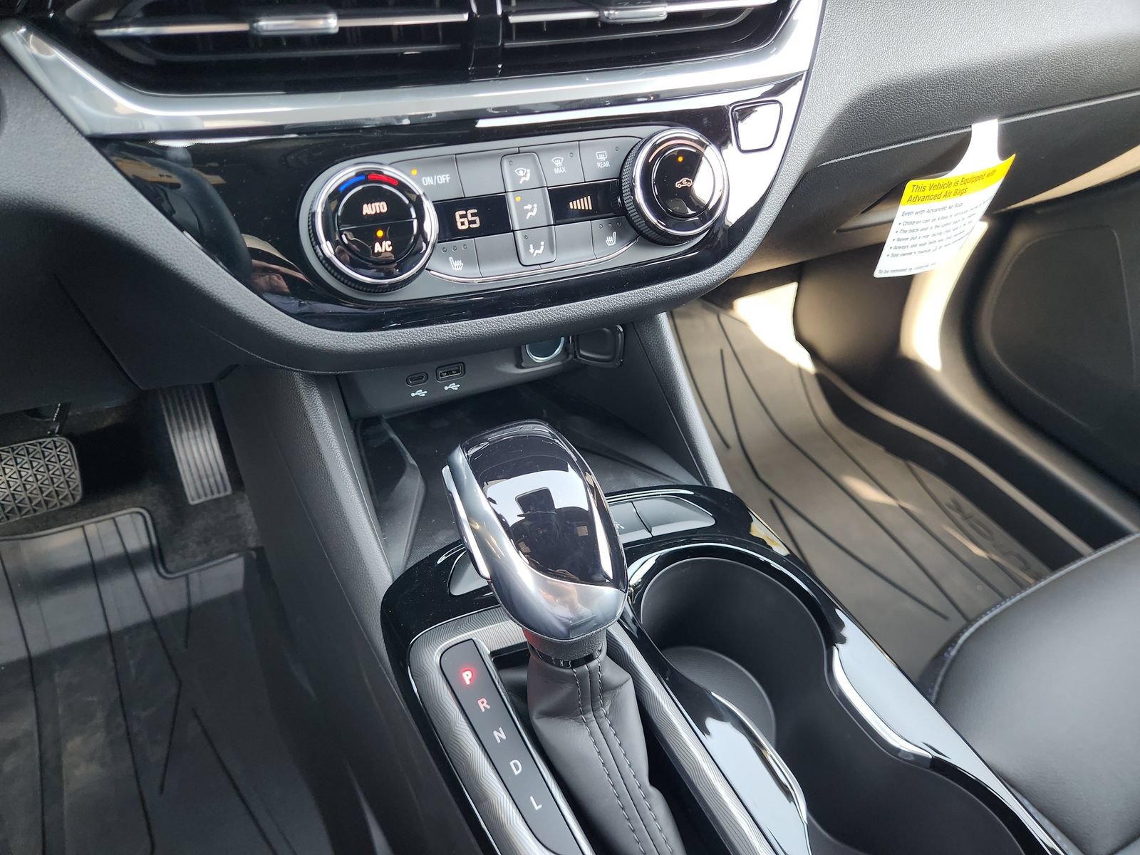 New 2026 Buick Envista Sport Touring w/ Convenience I Package FWD image 24