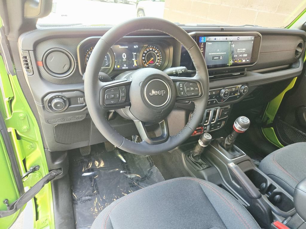 Used 2025 Jeep Wrangler Rubicon w/ Steel Bumper Group AWD/4WD image 10