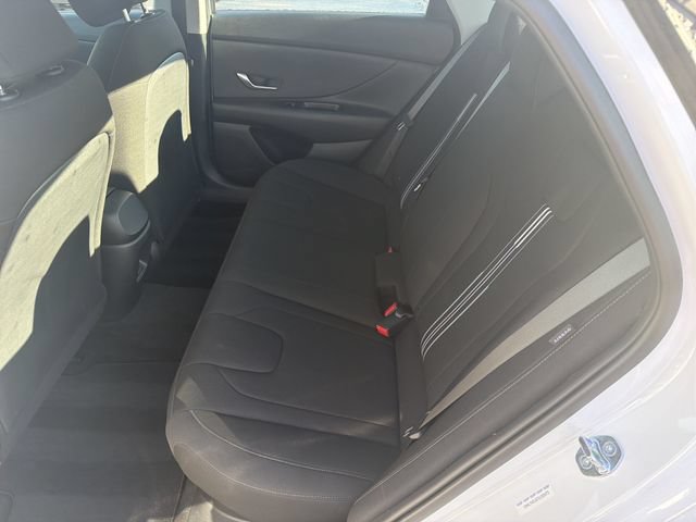 Certified 2026 Hyundai Elantra Hybrid FWD image 20