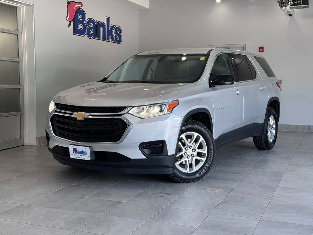 Used 2020 Chevrolet Traverse LS AWD/4WD image 2