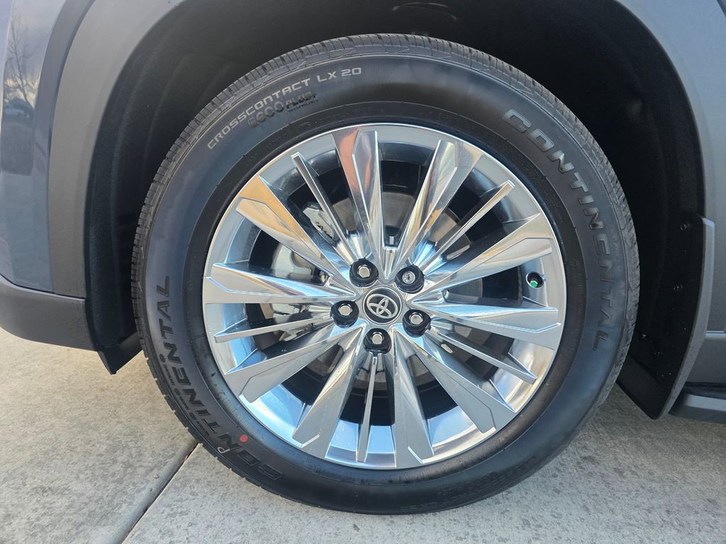 Used 2026 Toyota Grand Highlander Platinum image 29