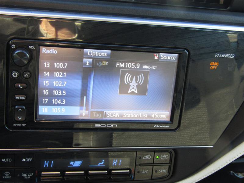 Used 2016 Scion iM image 17