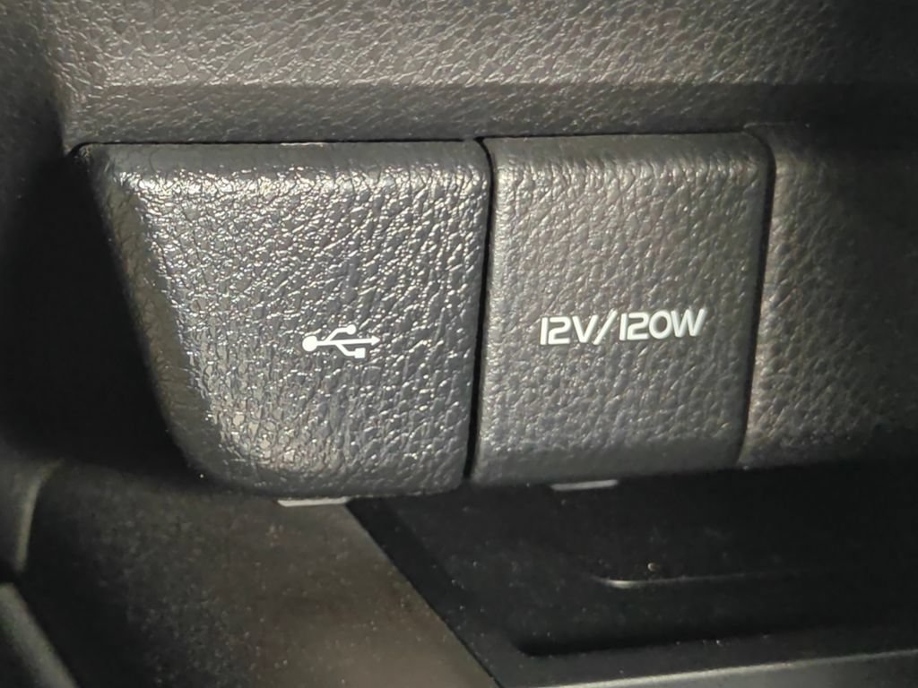 Used 2021 Toyota Camry XLE AWD/4WD image 45
