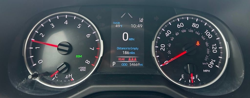 Certified 2021 Toyota RAV4 XLE image 18