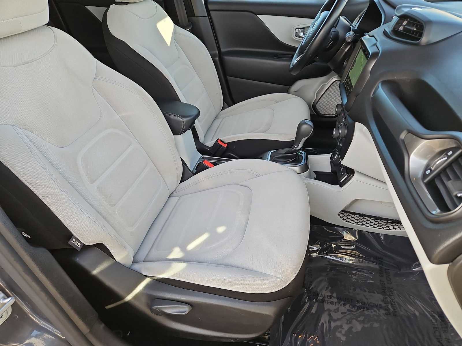 Used 2022 Jeep Renegade Latitude w/ Convenience Group image 37